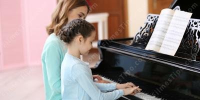 filmes sobre professor de piano