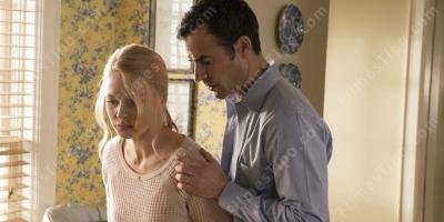 filmes sobre esposa suspeita