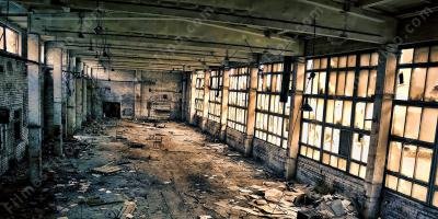 filmes sobre armazém abandonado