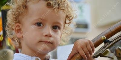 filmes sobre menino loiro