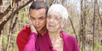 filmes sobre relações entre mulheres mais velhas e homens mais novos