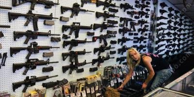 filmes sobre loja de armas