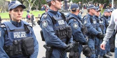 filmes sobre uniforme de policial