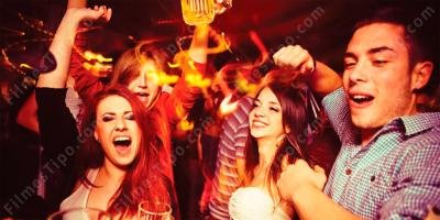 filmes sobre festa de faculdade